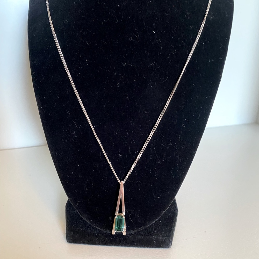 Park East Collection Pendant Necklace, Vintage with Box 1975